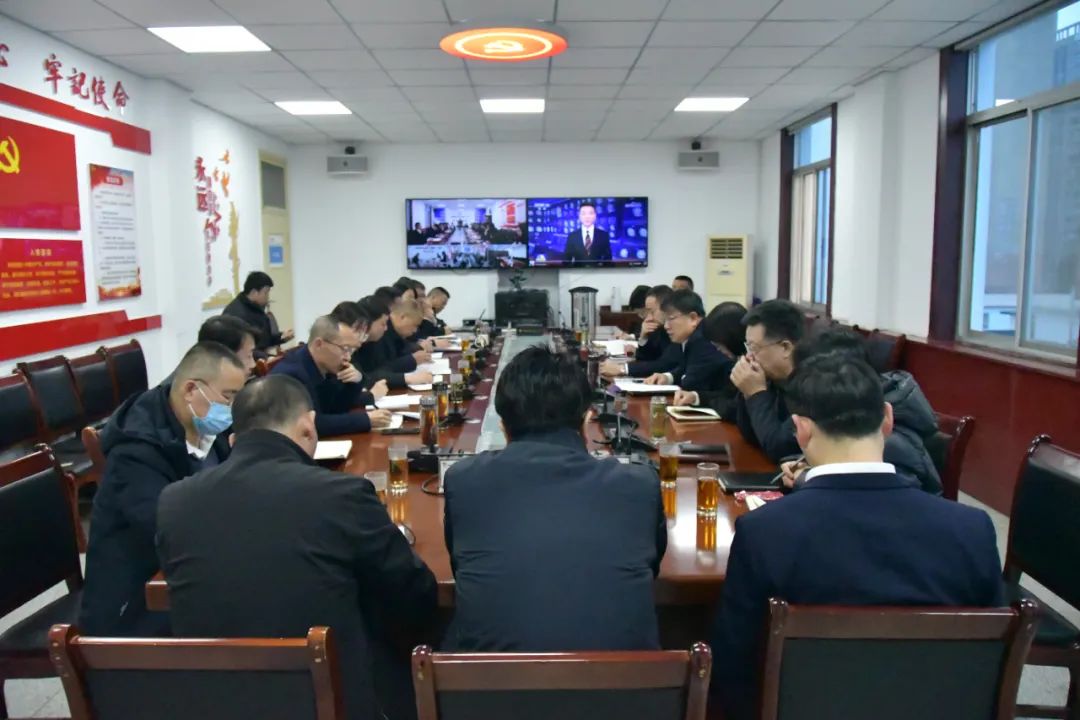 龙钢集团召开党政联合周工作例会 龙钢集团召开党政联合周工作例会