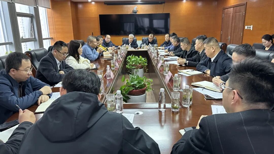 陕钢集团召开含铁原料炉料优化专题研讨会 陕钢集团召开含铁原料炉料优化专题研讨会