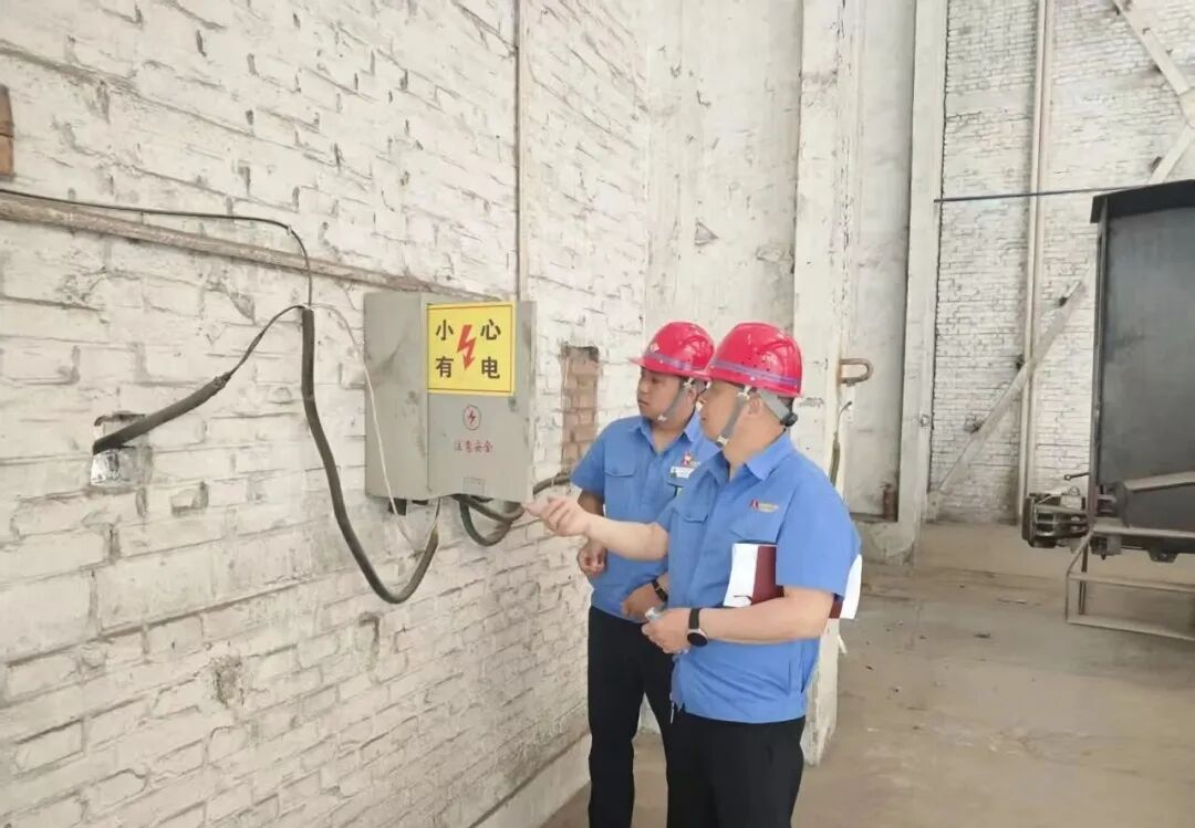 华冶公司全面启动消防安全与道路交通安全提升专项行动