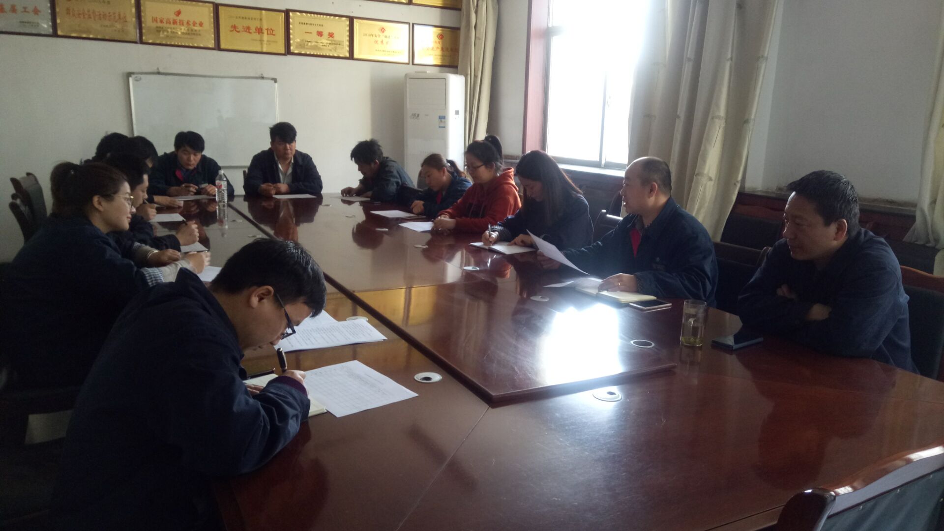 华富新能源公司正式启动管理人员末尾淘汰考核机制