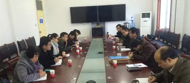 龙钢集团纪委召开专职纪检委员座谈会