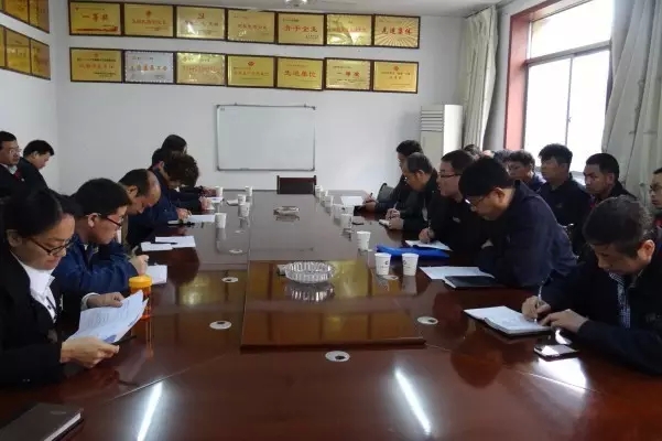 龙钢集团对韩城片区各单位进行文明创建暨“三会”精神落实情况检查 龙钢集团对韩城片区各单位进行文明创建暨“三会”精神落实情况检查
