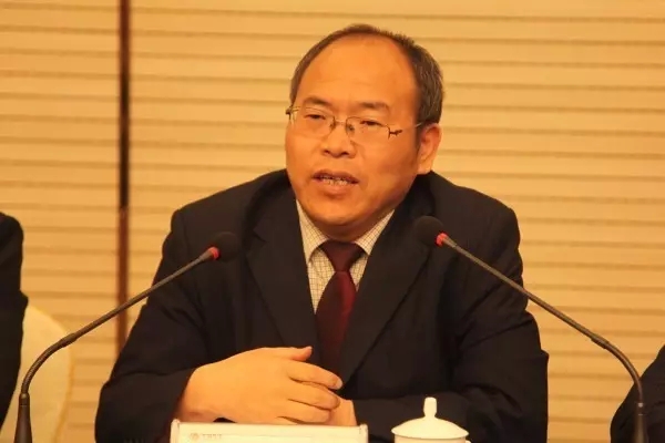 龙钢集团召开一季度纪检监察工作汇报会
