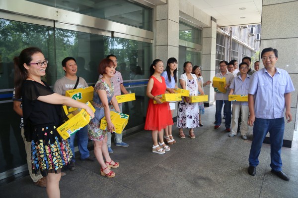 龙钢集团党政工领导到韩城片区慰问“送清凉” 龙钢集团党政工领导到韩城片区慰问“送清凉”