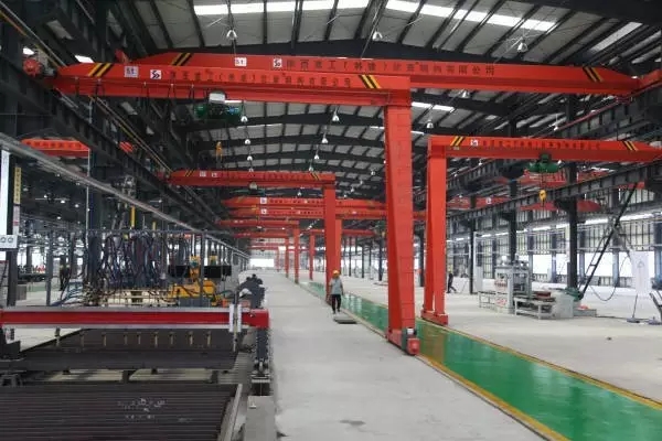 中国西部绿色建筑基地钢构项目建成投产 中国西部绿色建筑基地钢构项目建成投产