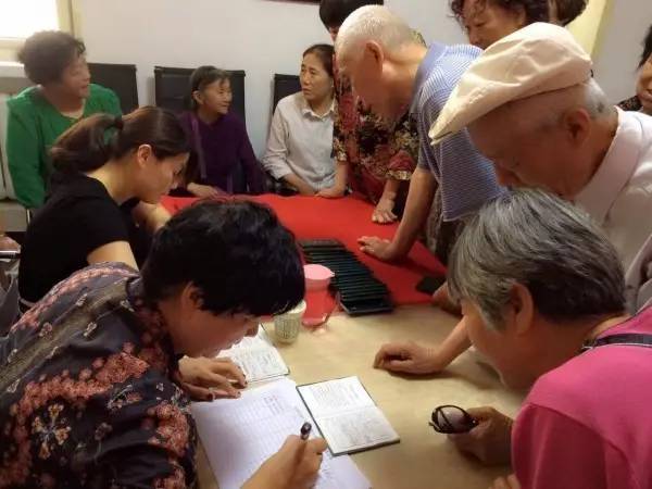 西安片区离退休职工进行养老金资格年检审验