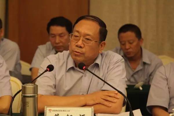 龙钢集团召开7月份月度工作例会及追赶超越考核点评会