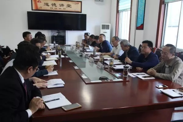 龙钢集团公司改会风转作风重务实求高效