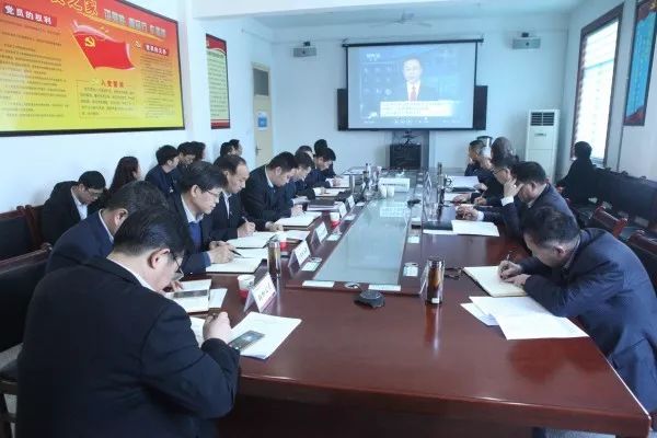 龙钢集团党委理论学习中心组举行2018年第2次集体学习 龙钢集团党委理论学习中心组举行2018年第2次集体学习