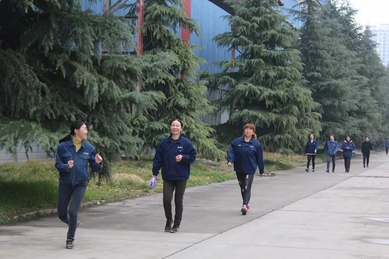 绿色女人节 健康健步走——西钢公司、红光物流公司举办女职工2018“健康健步走”比赛 绿色女人节 健康健步走——西钢公司、红光物流公司举办女职工2018“健康健步走”比赛