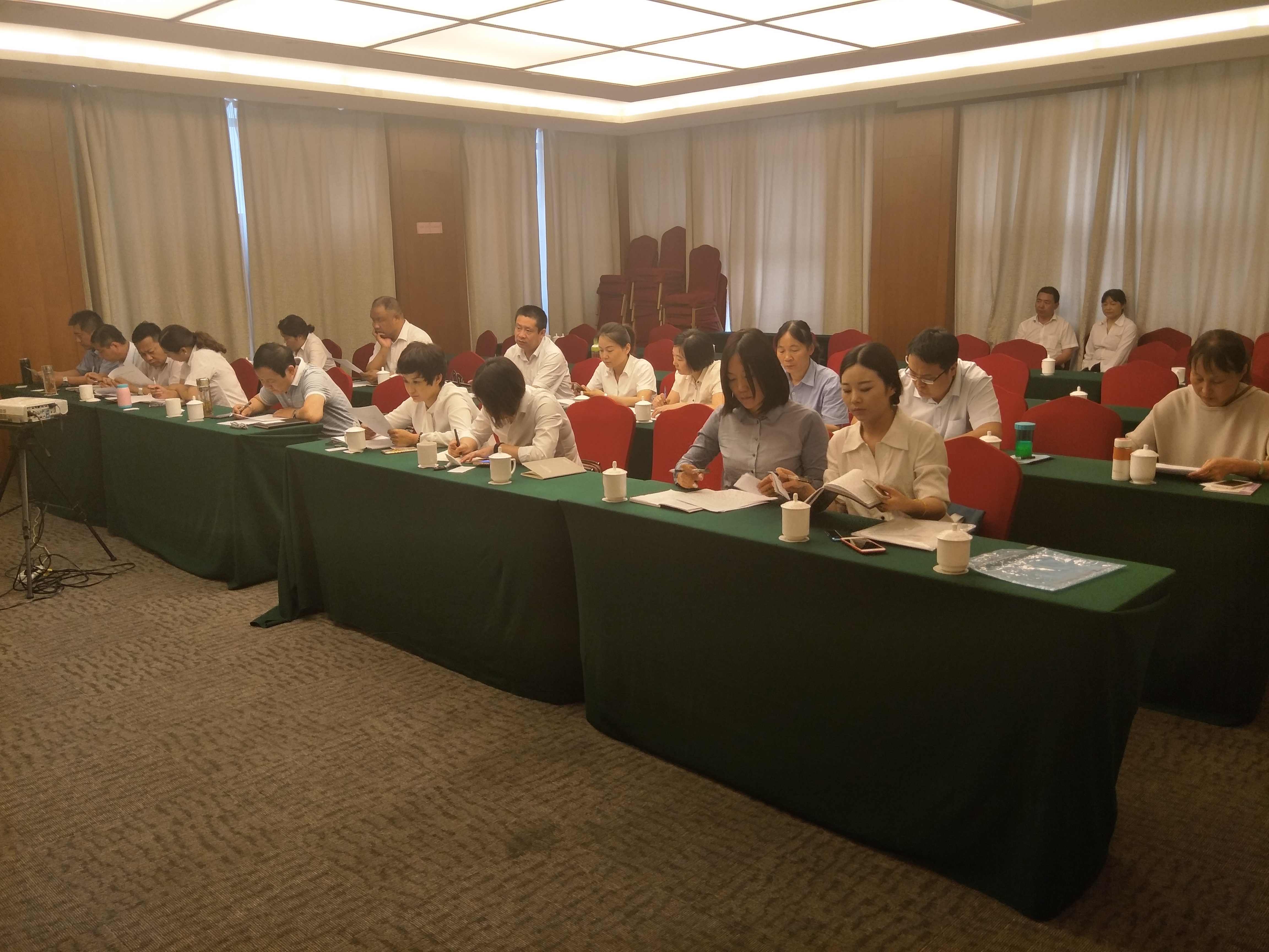 龙钢集团召开2018年二季度工会主席例会 龙钢集团召开2018年二季度工会主席例会