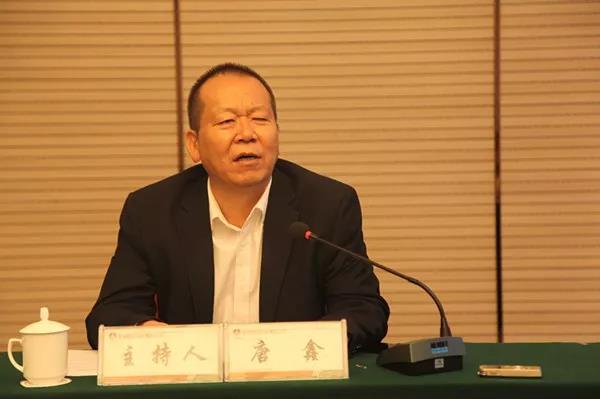 龙钢集团公司召开第四届董事会第一次会议