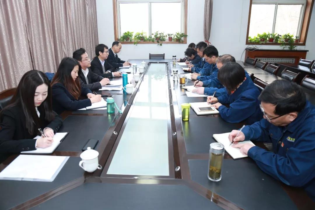 龙钢集团对西钢红光物流公司领导班子进行诫勉谈话 龙钢集团对西钢红光物流公司领导班子进行诫勉谈话