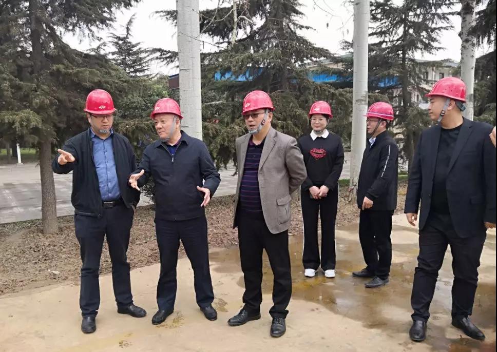 中国机械冶金建材工会副主席毛迎春到龙钢集团宝轧公司调研 中国机械冶金建材工会副主席毛迎春到龙钢集团宝轧公司调研
