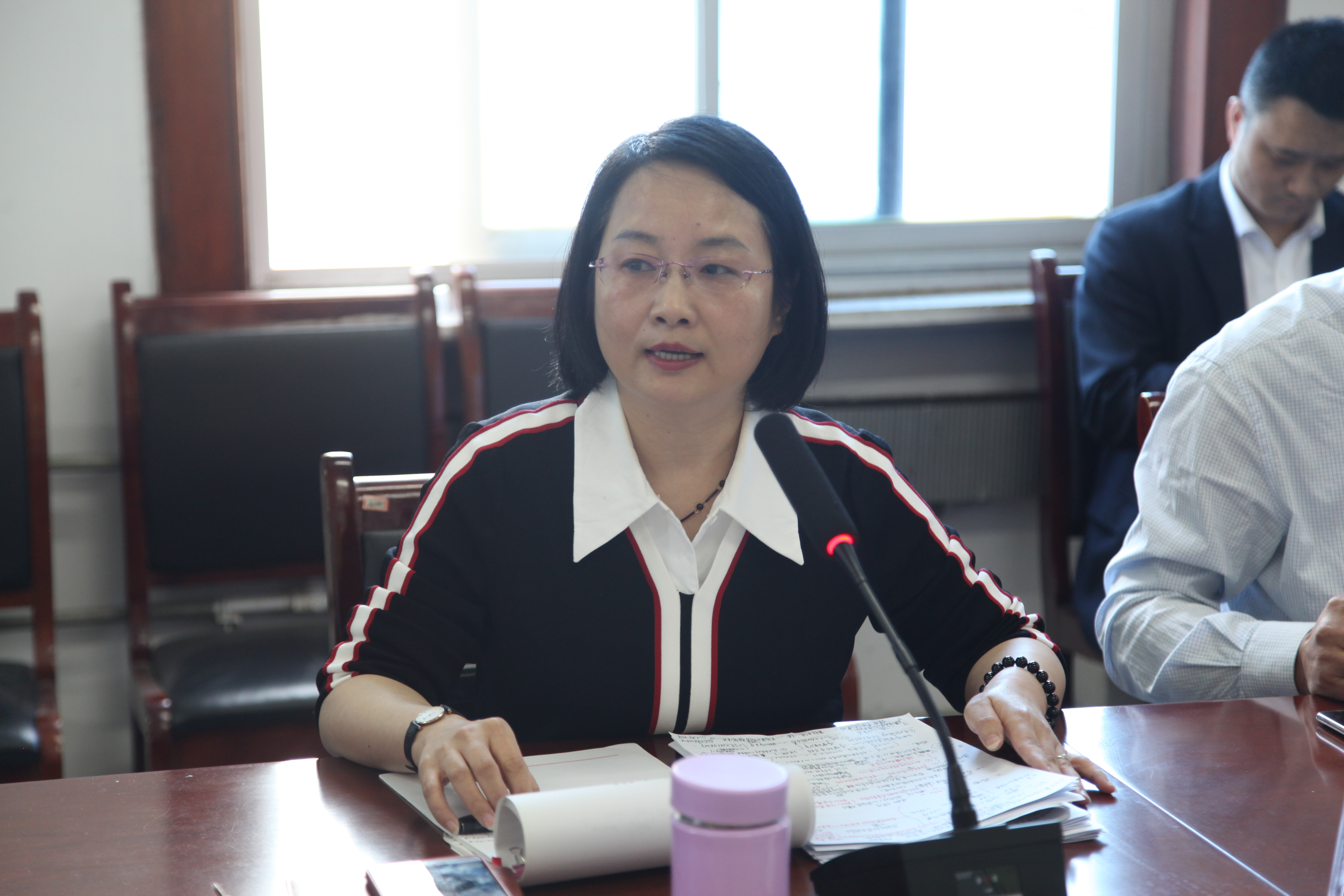 龙钢集团召开二季度财务工作会暨首次会计学会课题研讨交流会