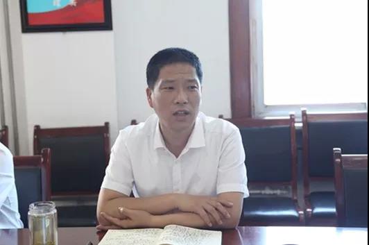 龙钢集团强调:快马加鞭不下鞍 奋力冲刺“双过半” 龙钢集团强调:快马加鞭不下鞍 奋力冲刺“双过半”