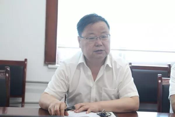 龙钢集团公司组织机关及钢加公司人员观看安全警示教育系列宣传片