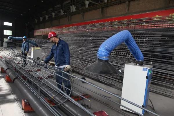 龙钢集团钢加公司快马加鞭生产保订单需求 龙钢集团钢加公司快马加鞭生产保订单需求