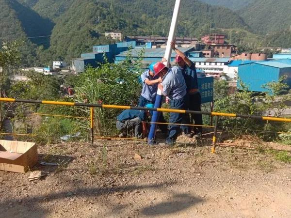 大西沟矿业公司:安装路灯16盏 点亮职工幸福路 大西沟矿业公司:安装路灯16盏 点亮职工幸福路