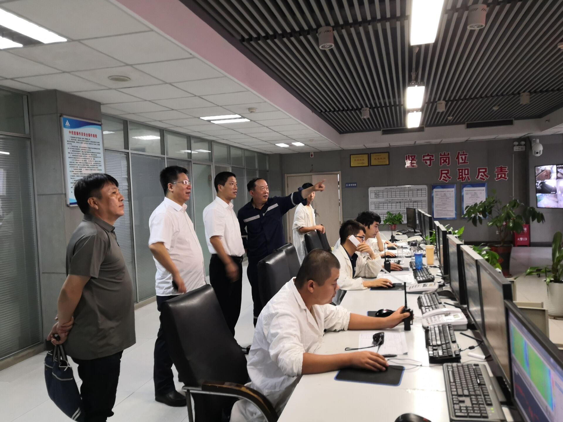 杨召朋一行走访韩城尧柏水泥公司 杨召朋一行走访韩城尧柏水泥公司