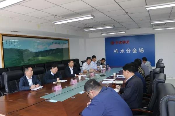 杨召朋到大西沟矿业公司调研固废利用项目 杨召朋到大西沟矿业公司调研固废利用项目