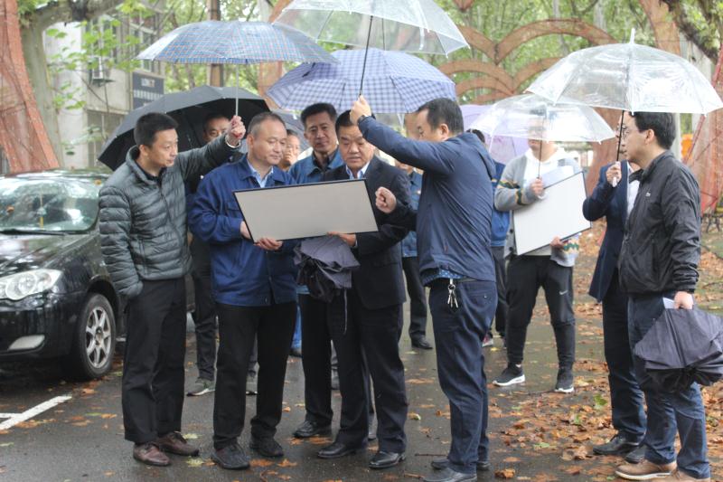 王永杰一行到西钢、红光物流公司调研 王永杰一行到西钢、红光物流公司调研