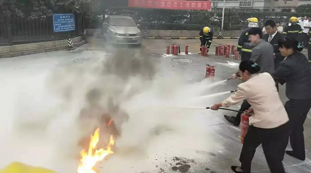 加强消防演练 提高安全意识——禹龙国际酒店开展119消防演练活动 加强消防演练 提高安全意识——禹龙国际酒店开展119消防演练活动