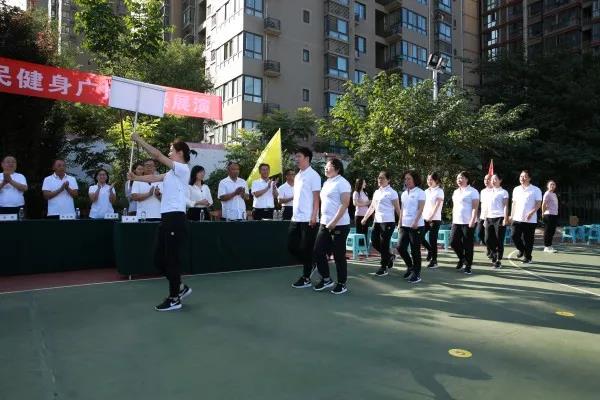 龙钢集团“迎国庆”全民健身广播体操展演活动掠影