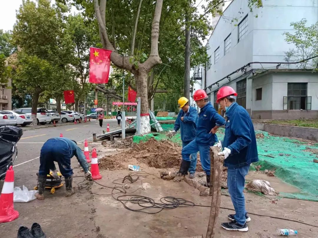 国庆里的一抹中国红 国庆里的一抹中国红