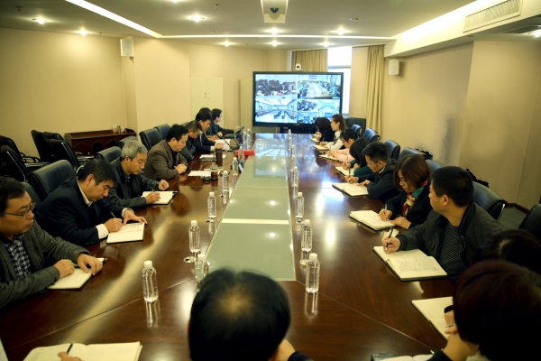 陕钢集团董事长杨海峰强调：全面加强员工培训 提升集团软实力
