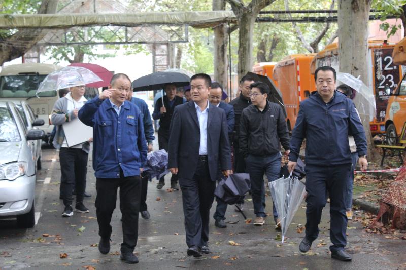 王永杰一行到西钢、红光物流公司调研